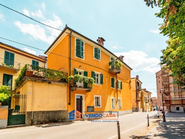 casa indipendente in vendita a Fossano