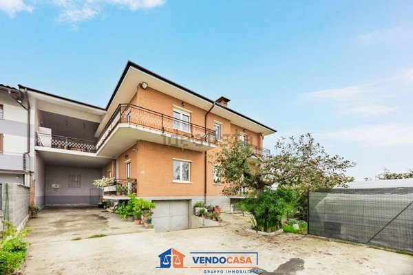 casa indipendente in vendita a Fossano