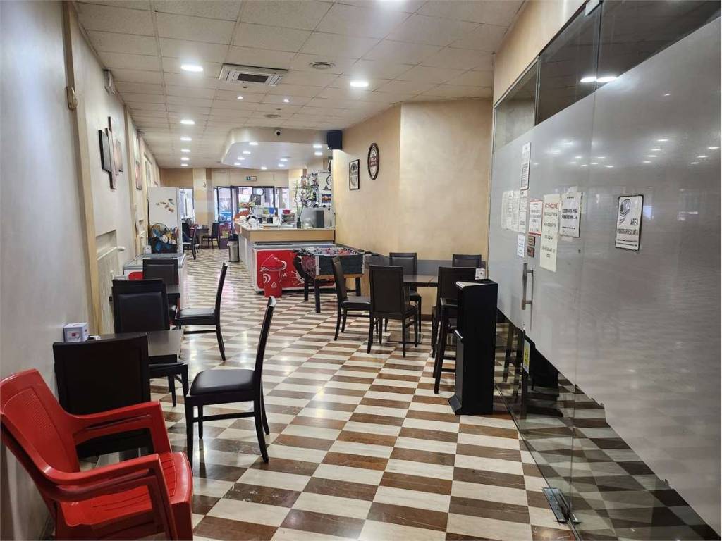 locale di sgombero in vendita a Fossano