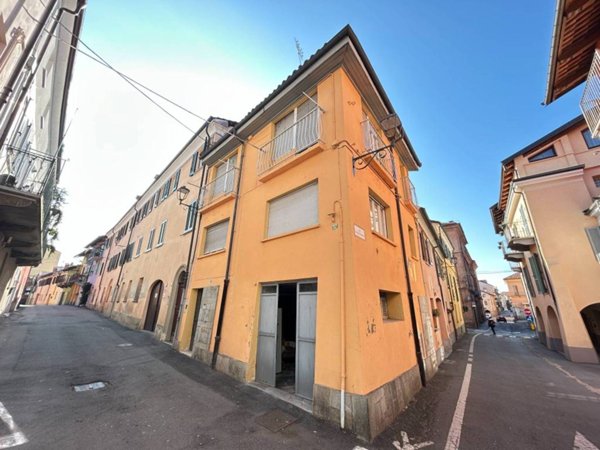 casa indipendente in vendita a Fossano