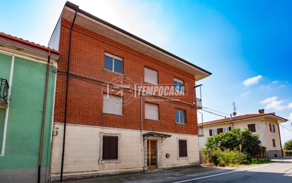 casa indipendente in vendita a Fossano in zona Murazzo