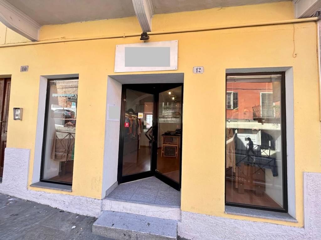negozio in vendita a Fossano