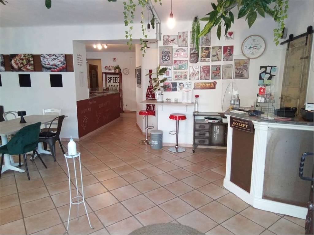 negozio in vendita a Fossano
