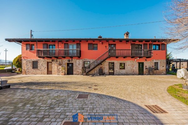 casa indipendente in vendita a Fossano in zona Maddalene