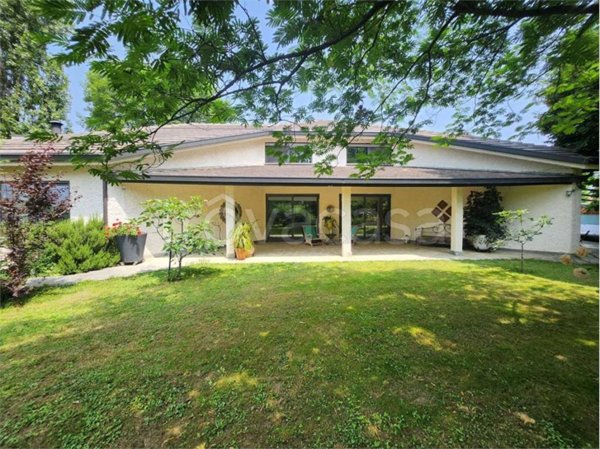 casa indipendente in vendita a Fossano