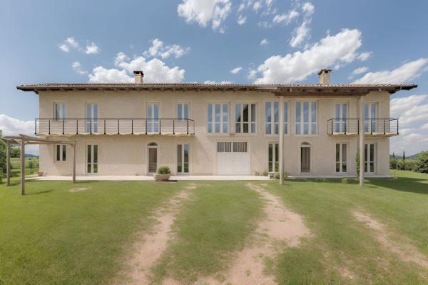 casa indipendente in vendita a Fossano in zona Mellea