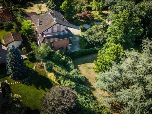 casa indipendente in vendita a Fossano