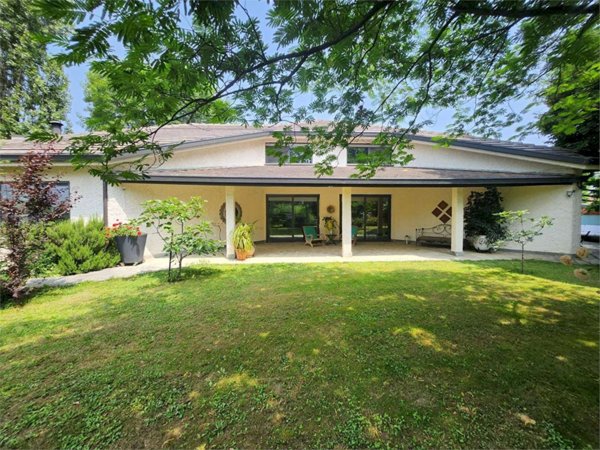 casa indipendente in vendita a Fossano