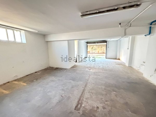 locale di sgombero in vendita a Fossano