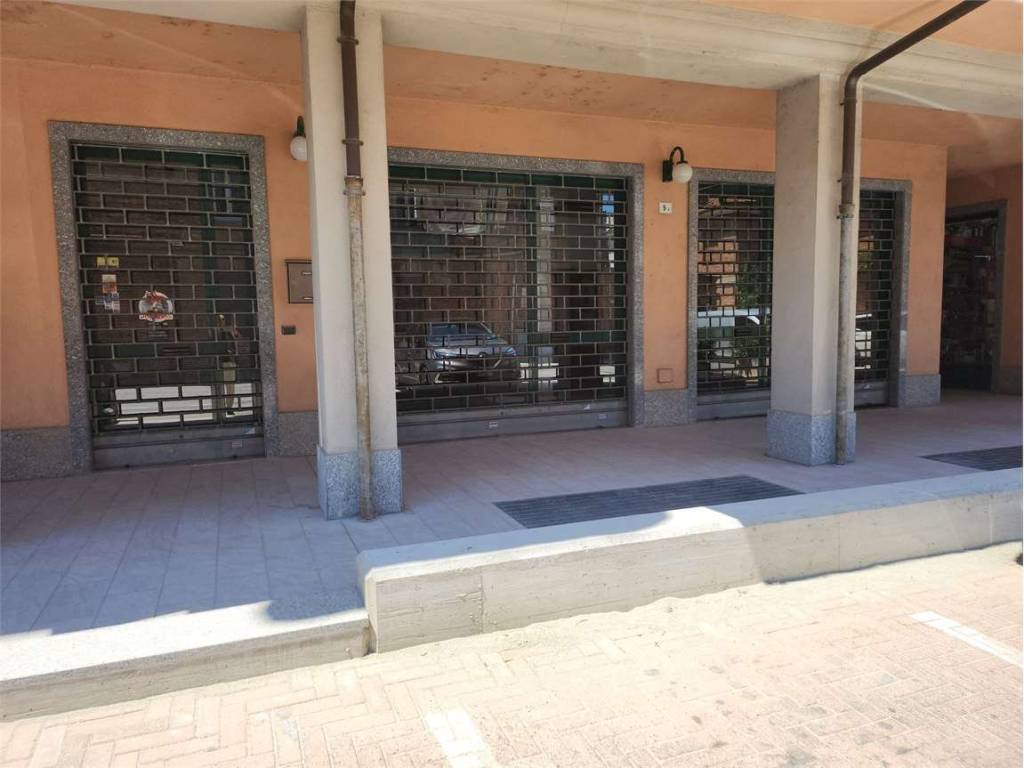negozio in vendita a Fossano