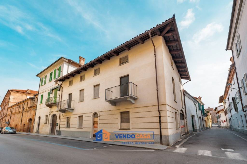 casa indipendente in vendita a Fossano