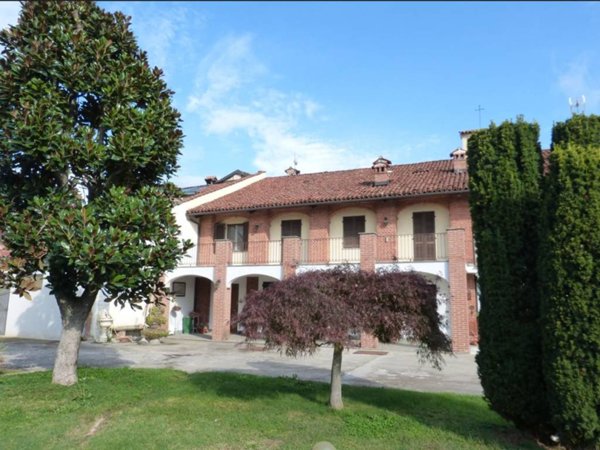 casa indipendente in vendita a Fossano