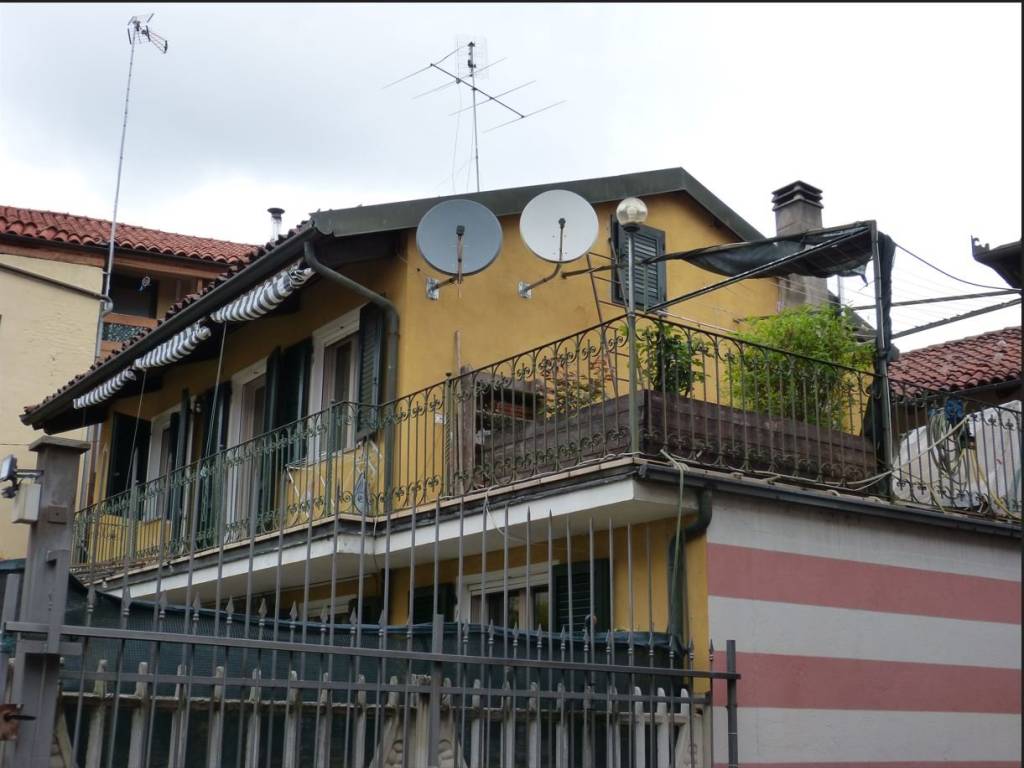 casa indipendente in vendita a Fossano