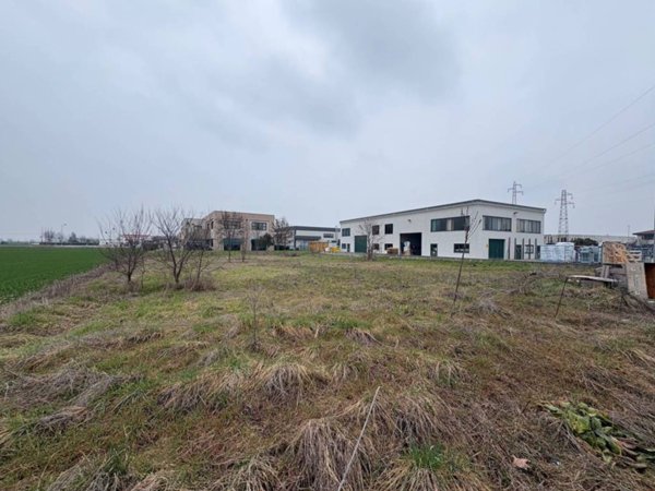 terreno agricolo in vendita a Fossano