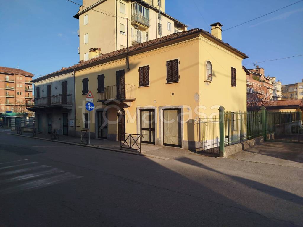 casa indipendente in vendita a Fossano
