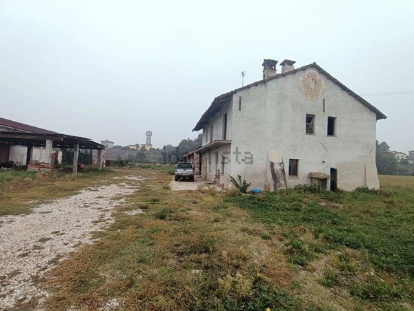 capannone in vendita a Fossano