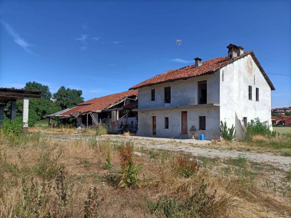 casale in vendita a Fossano