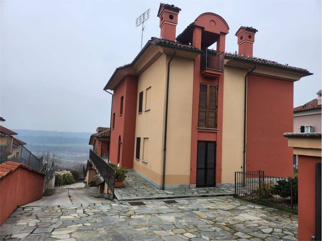 casa indipendente in vendita a Fossano
