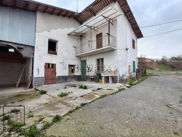 casa indipendente in vendita a Fossano in zona San Sebastiano