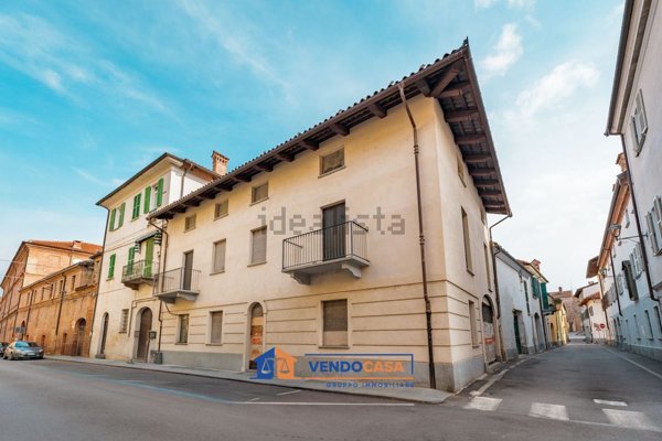 casa indipendente in vendita a Fossano