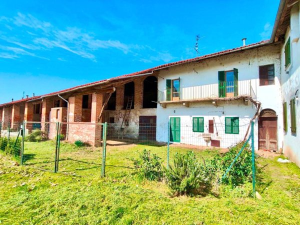 casa indipendente in vendita a Fossano in zona San Lorenzo