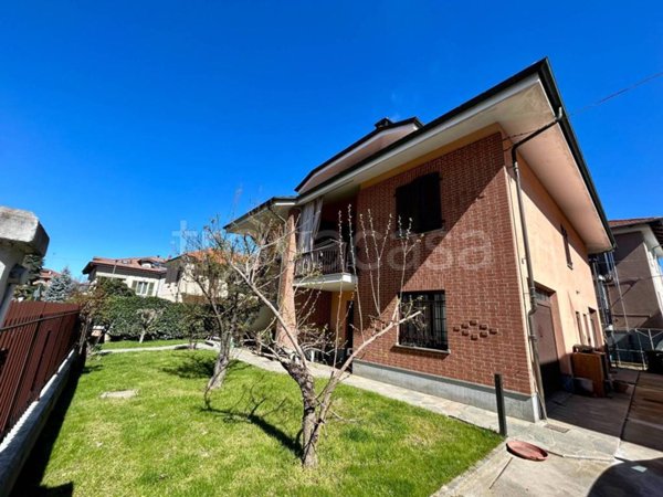 casa indipendente in vendita a Fossano