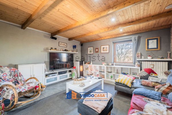 casa indipendente in vendita a Fossano in zona San Sebastiano