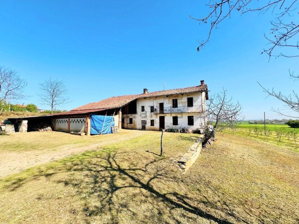 casale in vendita a Fossano
