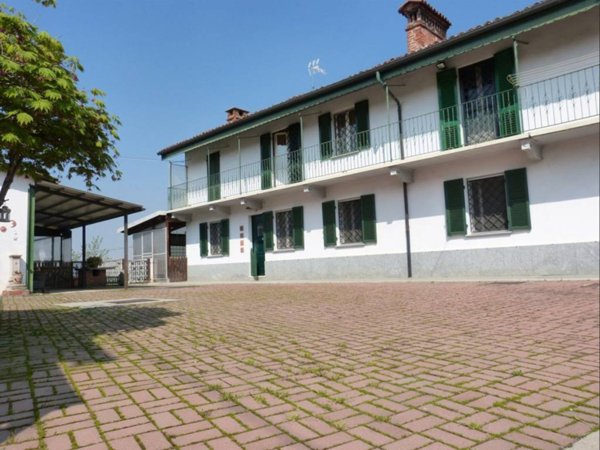 casa indipendente in vendita a Fossano