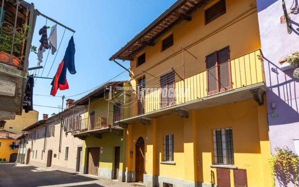 casa indipendente in vendita a Fossano