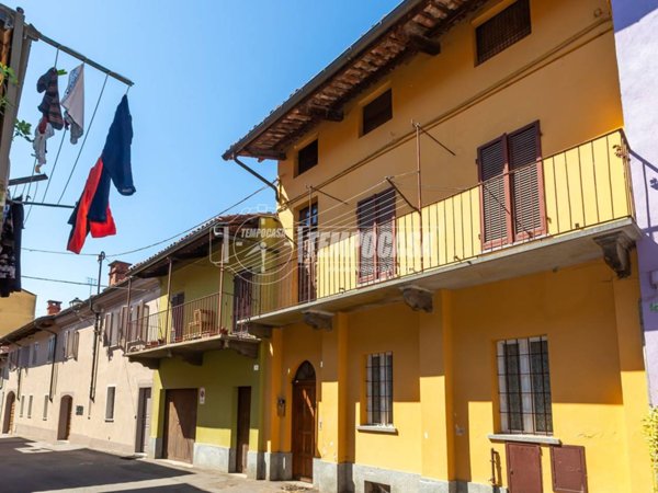 casa indipendente in vendita a Fossano