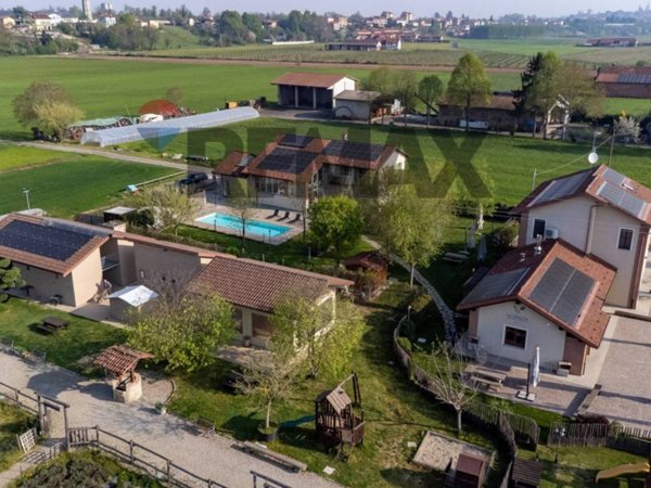 negozio in vendita a Fossano