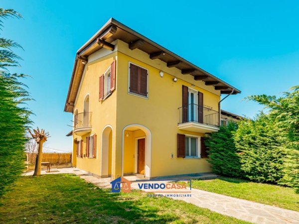 casa indipendente in vendita a Fossano in zona San Lorenzo