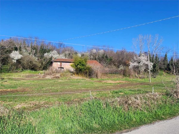 casale in vendita a Fossano in zona Boschetti