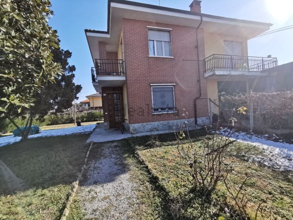 casa indipendente in vendita a Fossano in zona Boschetti