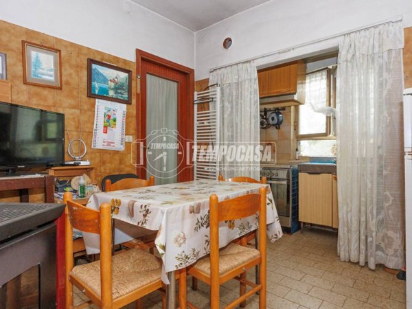 casa indipendente in vendita a Fossano