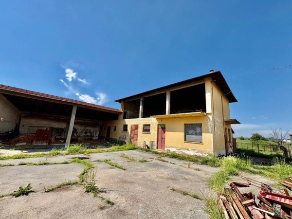 casa indipendente in vendita a Fossano