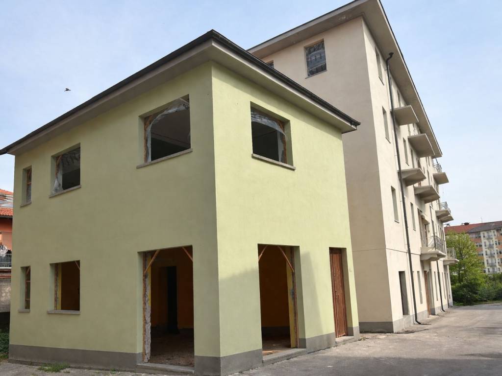 casa indipendente in vendita a Fossano