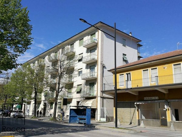 appartamento in vendita a Fossano in zona Santa Lucia