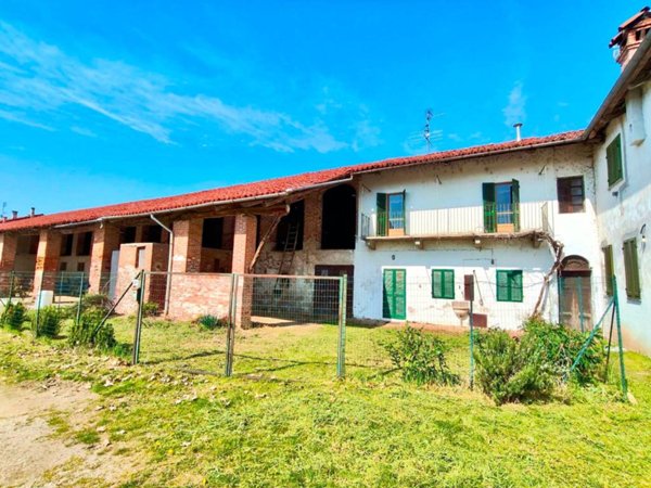 casa indipendente in vendita a Fossano in zona San Lorenzo