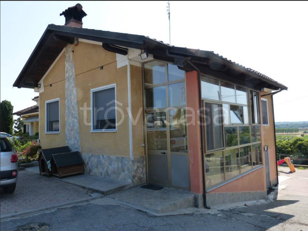 casa indipendente in vendita a Fossano