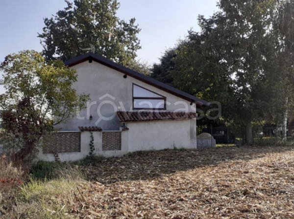 casa indipendente in vendita a Fossano in zona Piovani