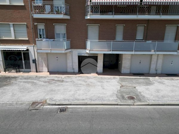 box auto in vendita a Fossano in zona Santa Lucia