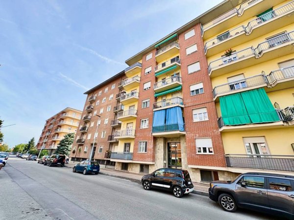 appartamento in vendita a Fossano in zona Santa Lucia