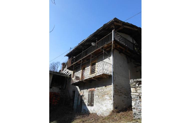 casa indipendente in vendita a Frassino