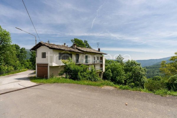 casa indipendente in vendita a Frassino