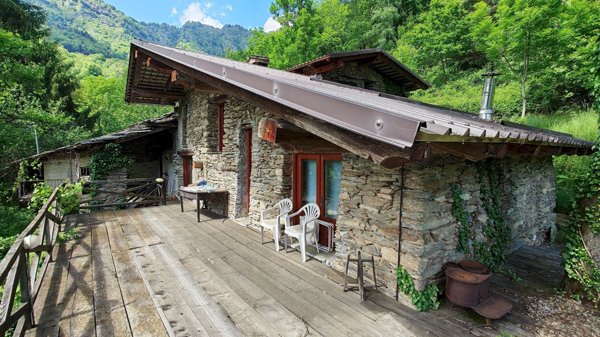 casale in vendita a Frassino