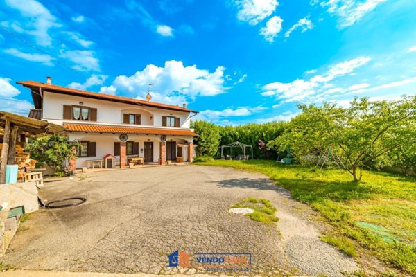 casa indipendente in vendita a Gambasca