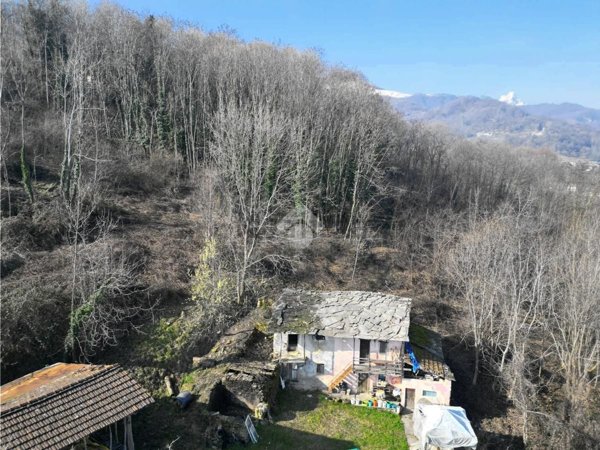 casale in vendita a Gambasca in zona Comba Nari