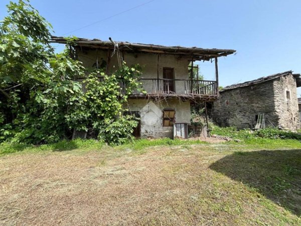 casa indipendente in vendita a Gambasca in zona Carpenetti